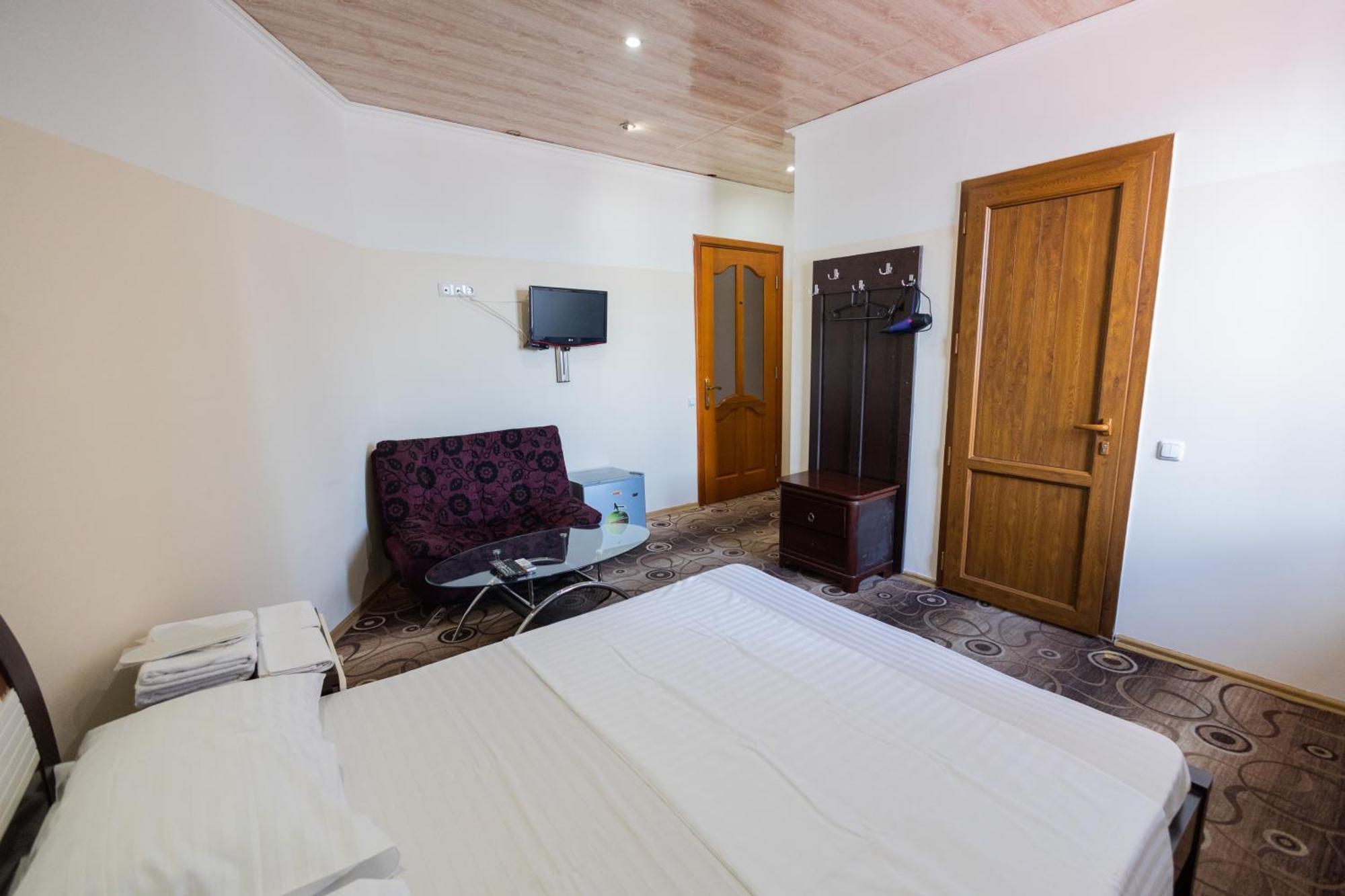 Yan Hotel Jerevan Eksteriør billede