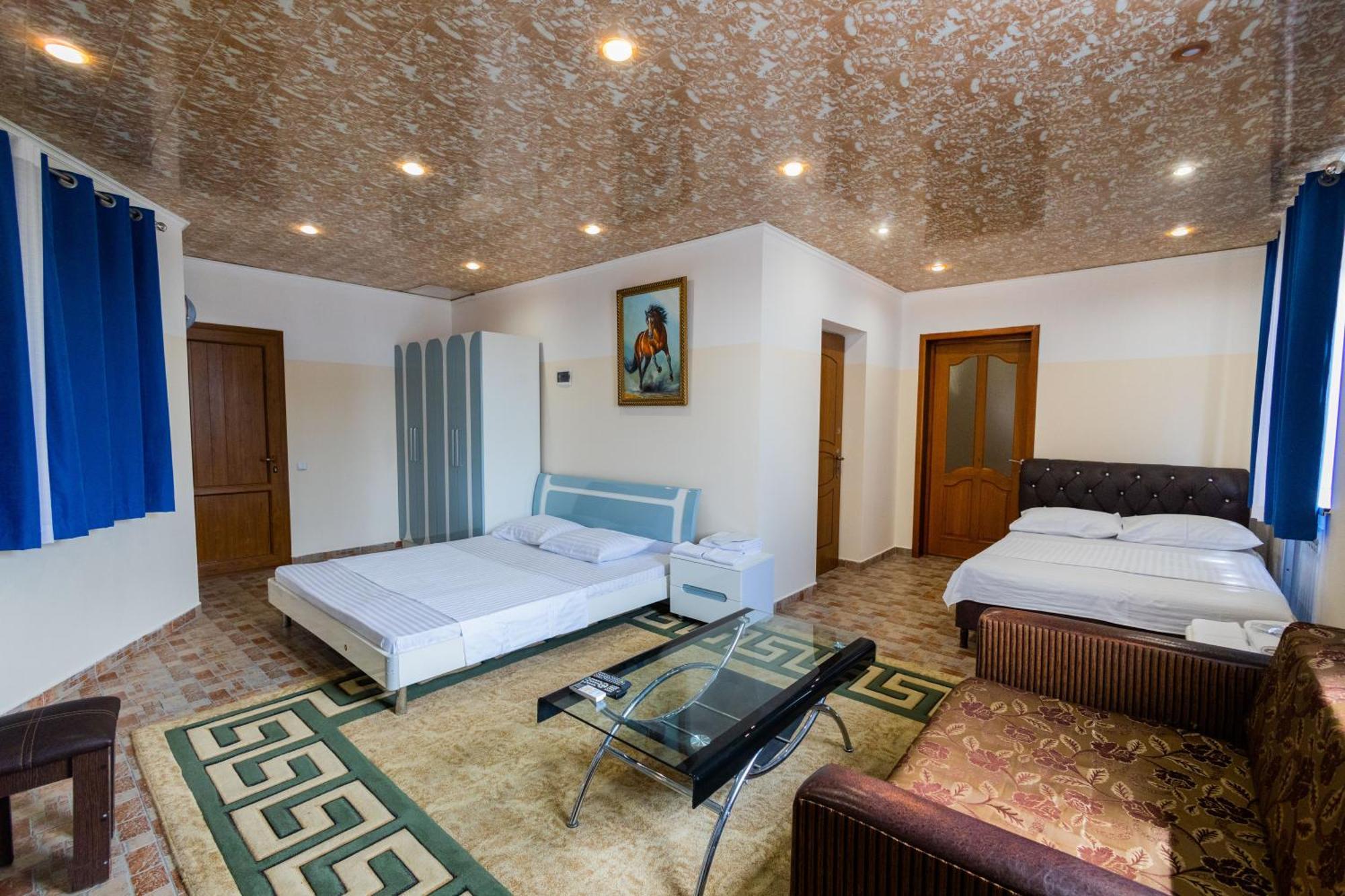 Yan Hotel Jerevan Eksteriør billede